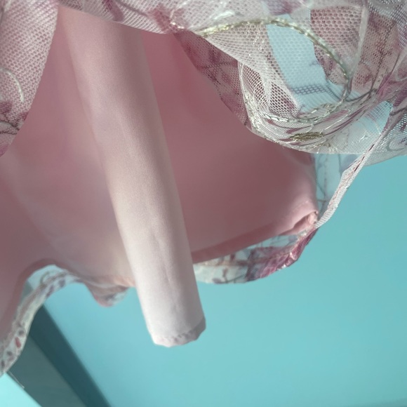 Pink floral embroidered dress - Picture 8 of 8